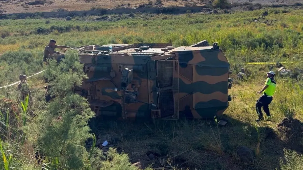 Iğdır'da devriye aracı devrildi: 1 asker şehit, 2 asker yaralı