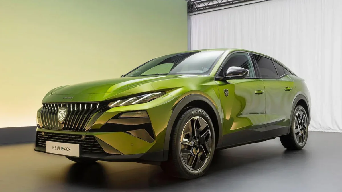 Peugeot, yeni 408 modeliyle hem tasarım hem de motor teknolojilerinde önemli bir adım attı