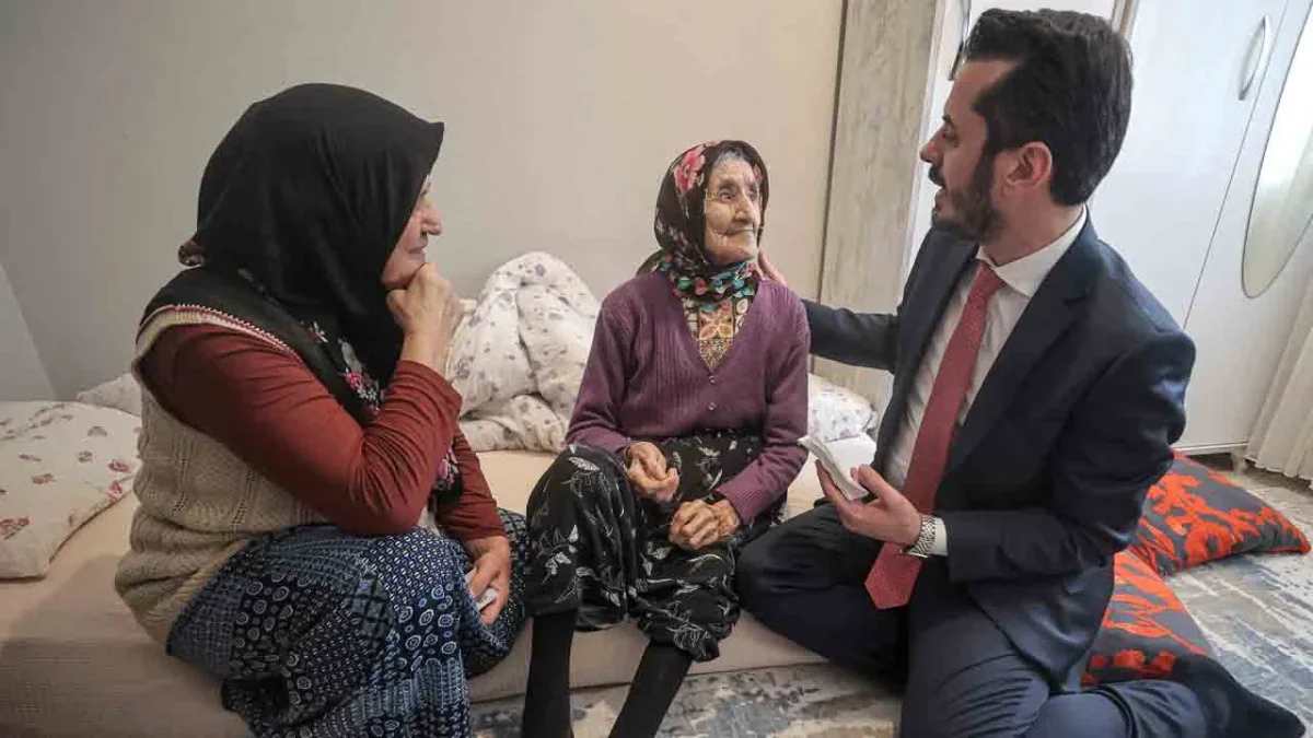 Saadet Al'ın çok sağlıklı beslendiğini dile getiren Kurtuluş, "'Hiç dolaptan ürün yemedim.' diyor