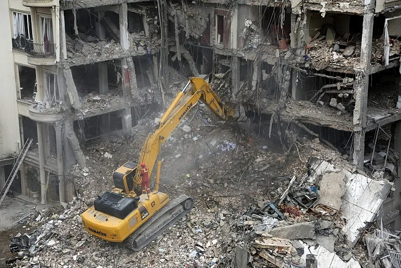 İRAN'DA MUHALİFLERE OPERASYON