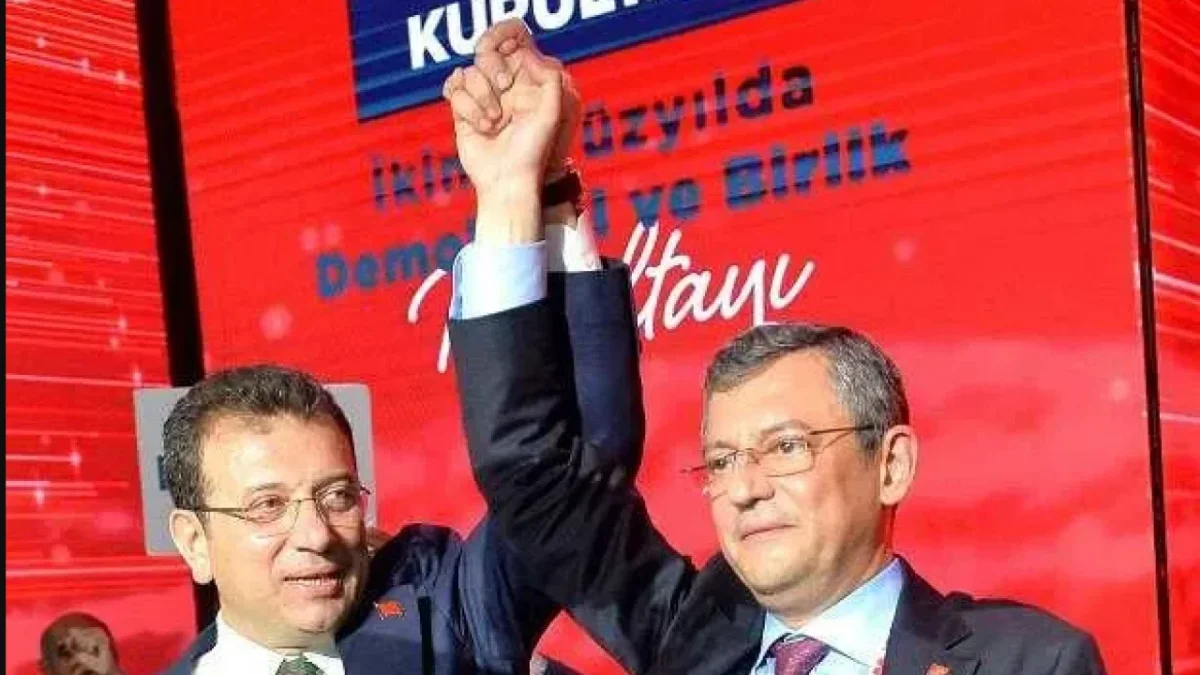 İmamoğlu-Özel ekibi  Ekim Partisi'ne yeni bir seçenek olarak bakıyor
