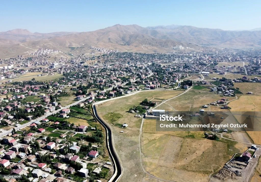 Hakkari ( 30 )