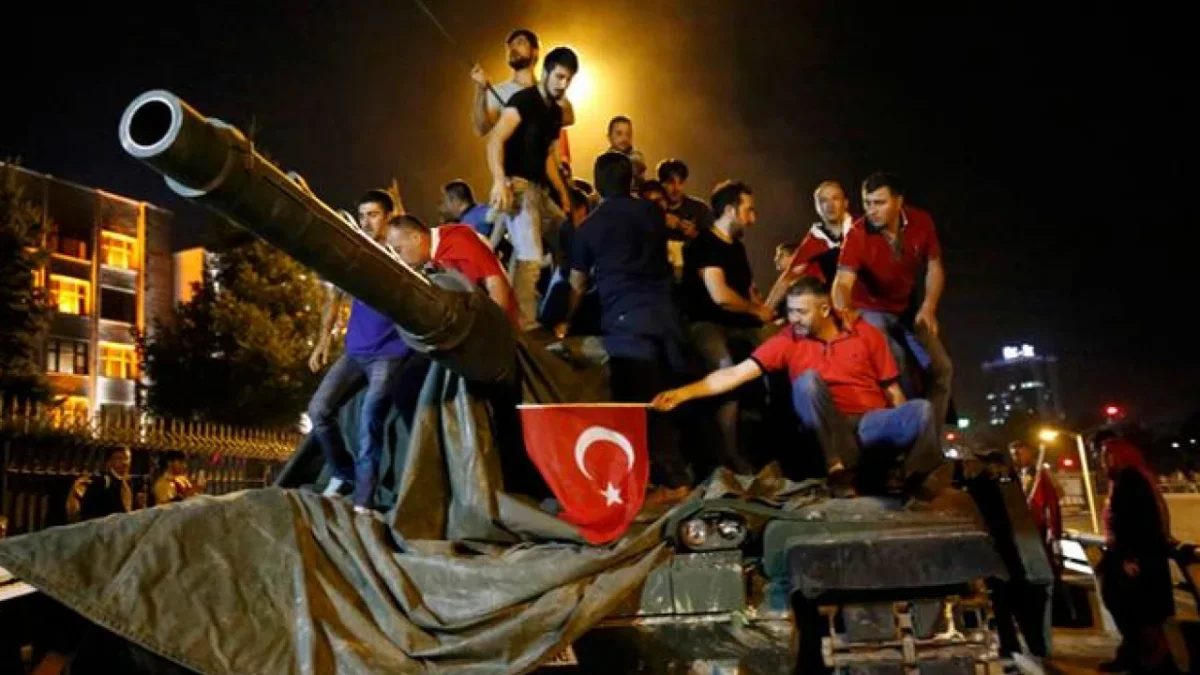 Alçak FETÖ’nün planını tane tane anlattı