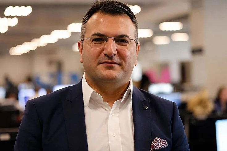 Gazeteci Cem Küçük gözaltına alındı